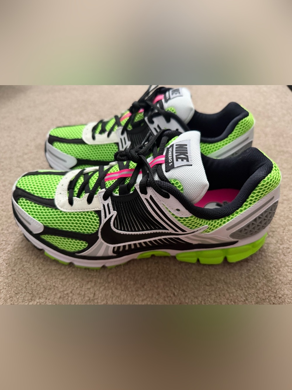 Nike Vomero 5